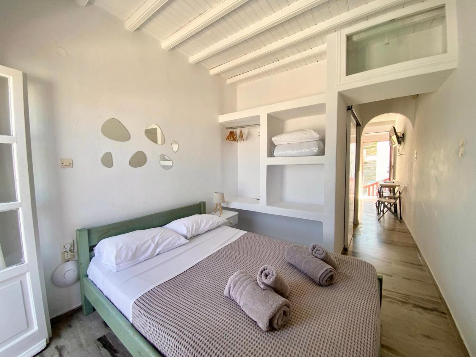 Elenitas Town House With Balcony And Sea View Apartment Mykonos Town Bagian luar foto